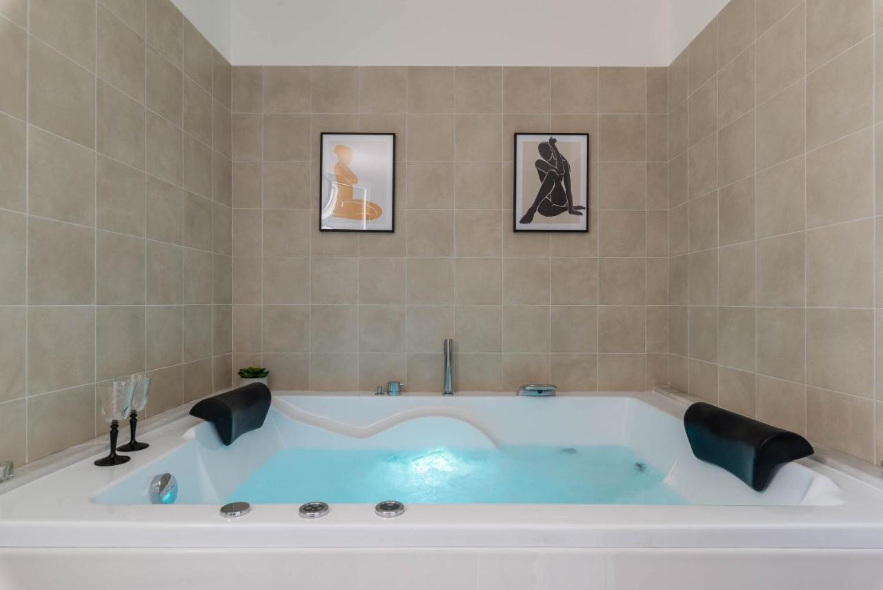 Bianco Sale Holiday Home - Seaview Terraces Ostuni Eksteriør bilde